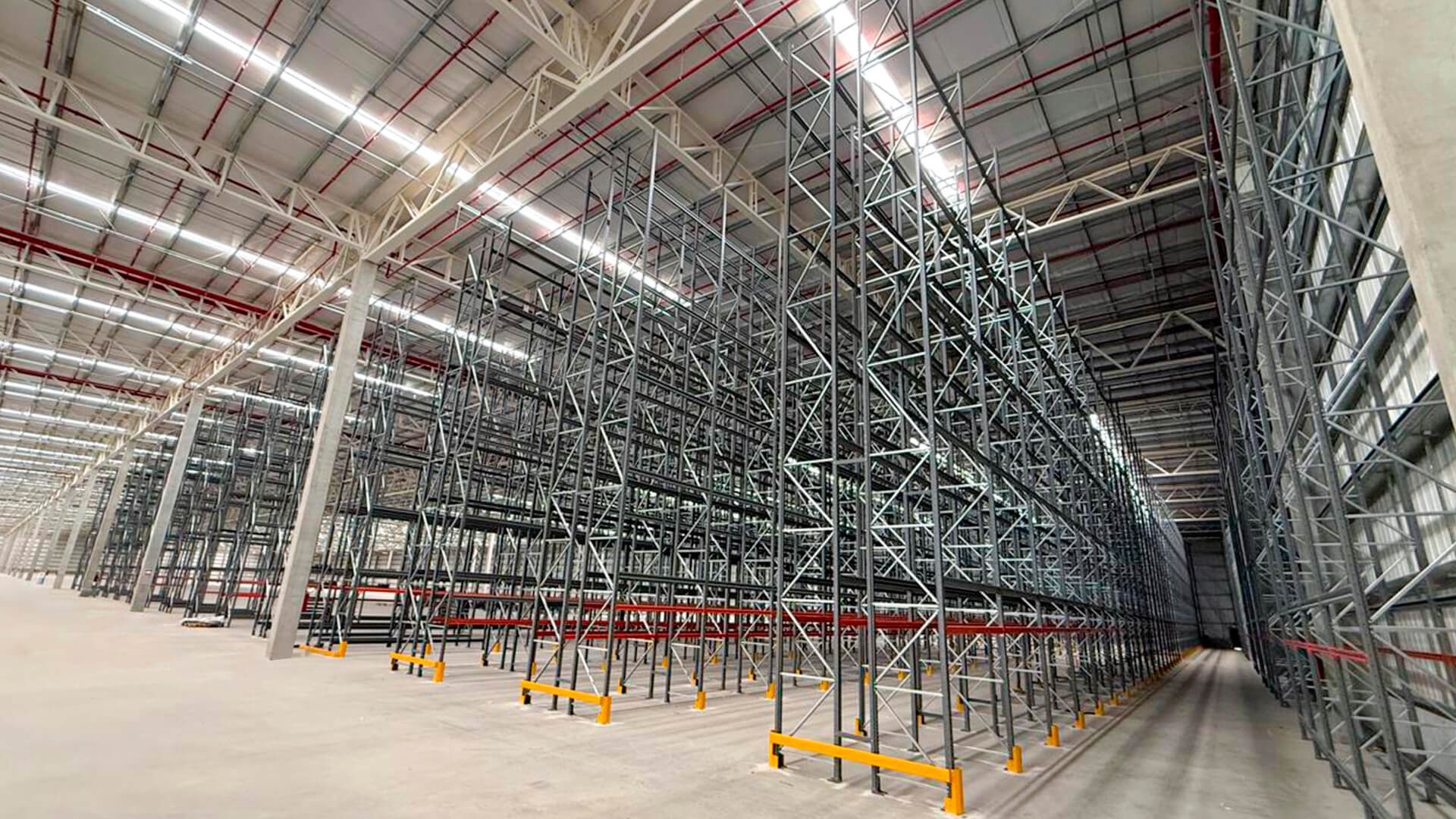 Soluções escaláveis da Altamira para ampliar capacidade produtiva e armazenagem